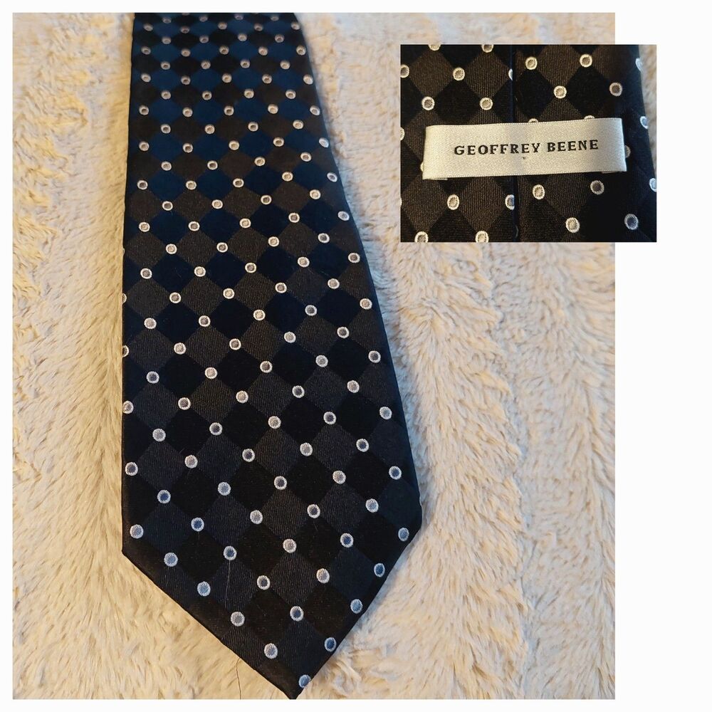 Geoffrey Beene Men's Tie Black Charcoal Gray Diamond Dot Pattern